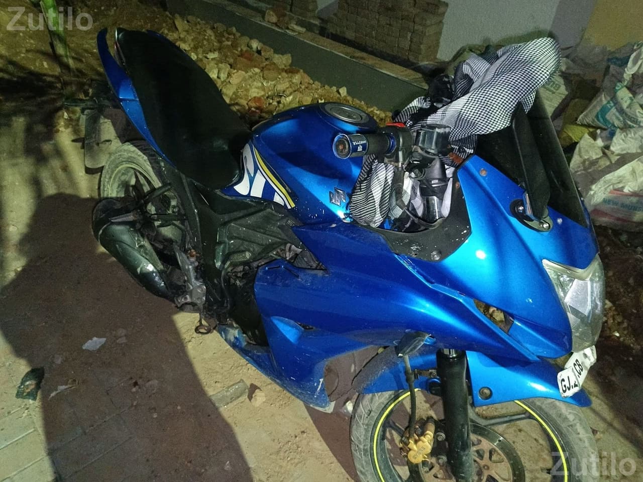 Suzuki Gixxer SF 155 Sports Bike Suzuki Gixxer SF 155 Sports Bike